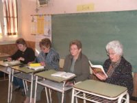 Madres, abuela y abuelo