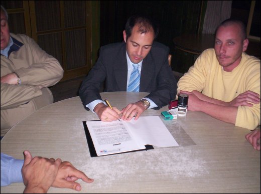 Camats firma el convenio con Vialidad